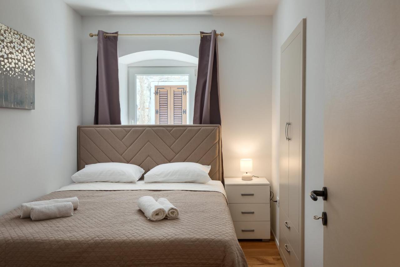 Deluxe Apartment Antonija Porec Bagian luar foto