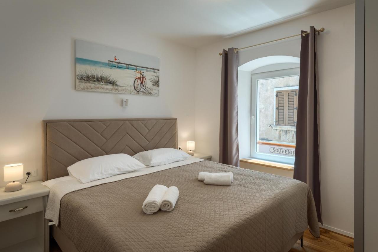 Deluxe Apartment Antonija Porec Bagian luar foto